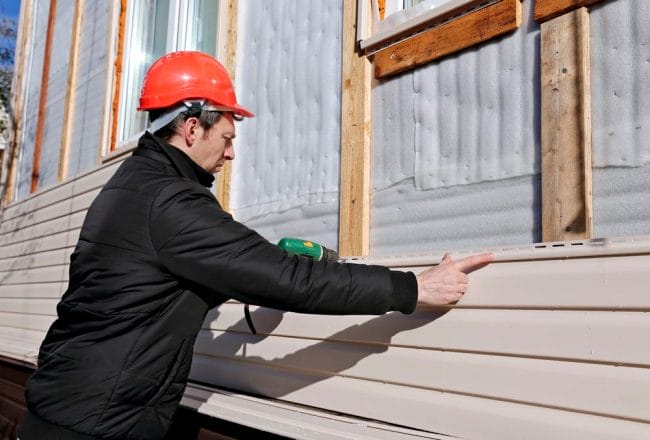 when to replace siding, signs of siding damage